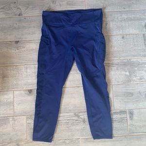 Fabletics Trinity mid rise pocket 7/8 leggings